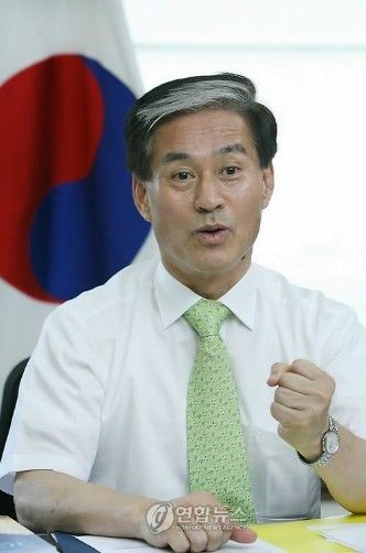 提出辞职的韩国航空宇宙研究院院长李柱镇